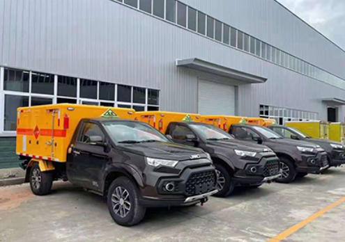 普兰店爆破器材运输车-保障安全与效率的关键